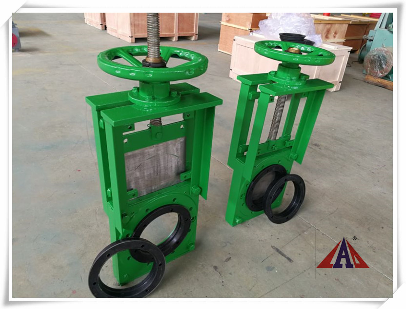 手動(dòng)對夾式礦漿刀閘閥