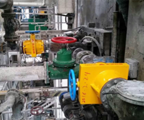 磷酸過濾泵出口-手動(dòng)管夾閥